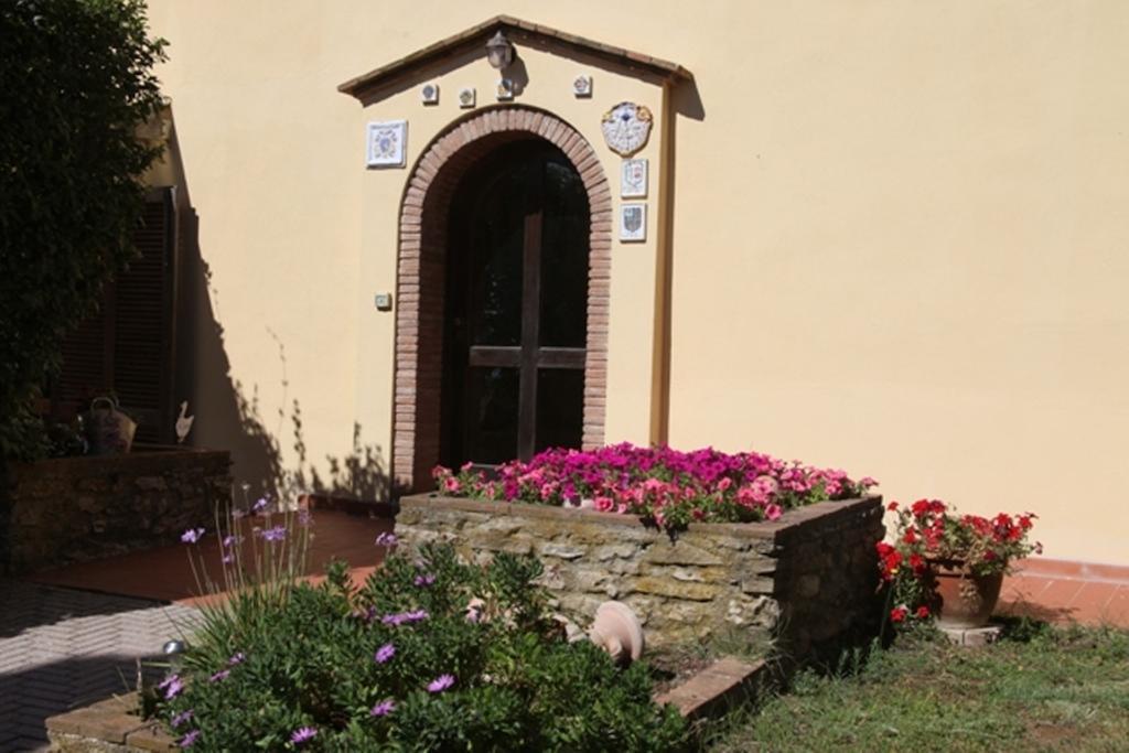 Vigna Lontana Villa Montescudaio Exterior photo