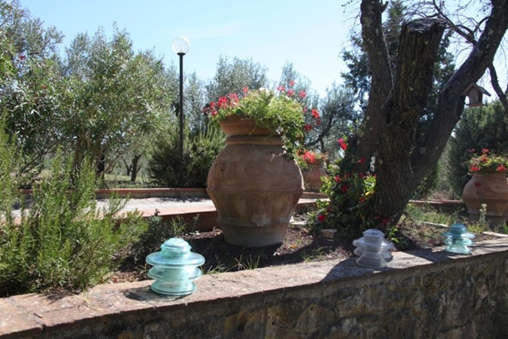 Vigna Lontana Villa Montescudaio Exterior photo